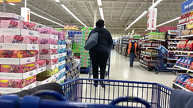 Bbw black booty walk