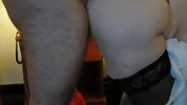 Fat nephew makes aunt squirt