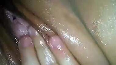 Colombian Bbw fingering.