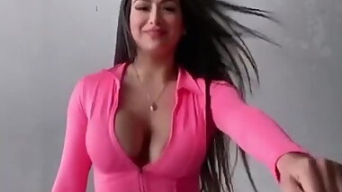 Fatima Segovia 8ujn