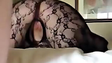 Dildo fucking amateur in pantyhose