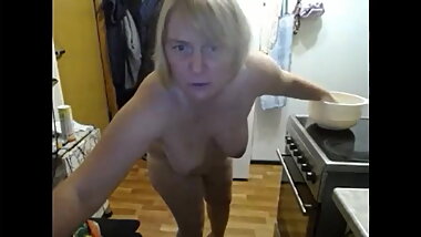 Gorgeous Chubby Blonde Jeynaloves - part 2