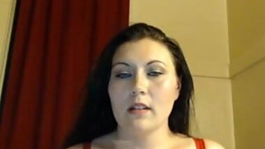 BBW gapes asshole while playing with both holes using t