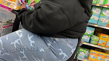 Black granny ssbbw on scooter booty