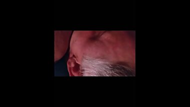 The correct way to eat pussy